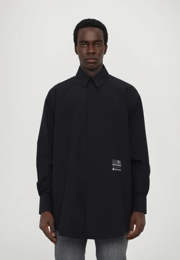 c GORE LONG-SLEEVED  - Kurzmantel - deep black