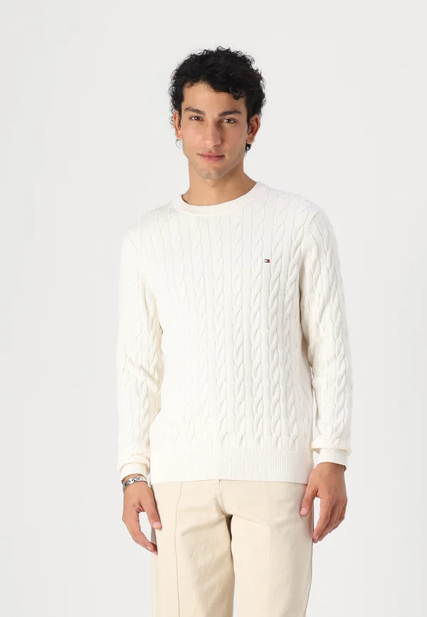 CABLE CREW NECK - Strickpullover - ivory petal