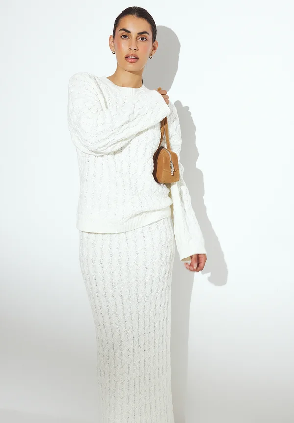 CABLE SWEATER - Strickpullover - offwhite