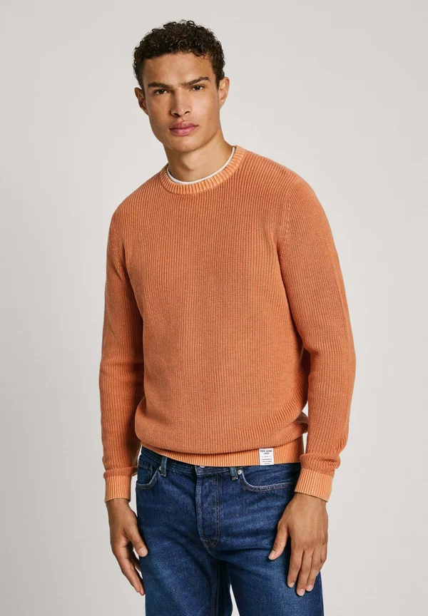 CADOGAN - Strickpullover - dark orange