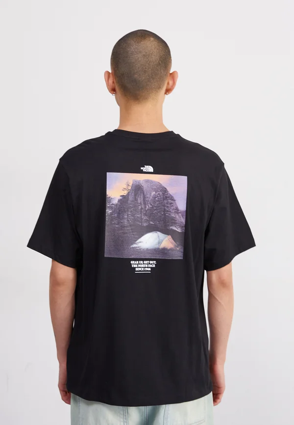 CAMPING GRAPHIC TEE - T-Shirt print - black