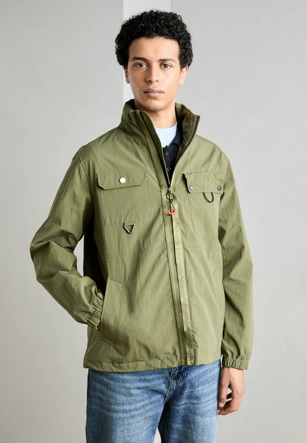 CANOE JACKET - Leichte Jacke - classic green
