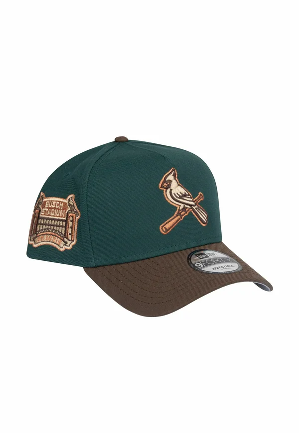 Cap - dark green