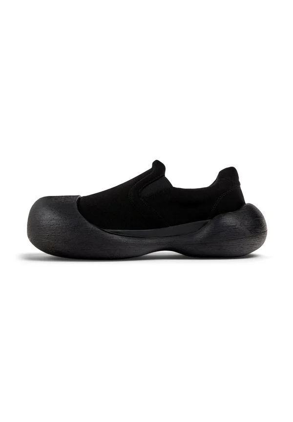 CARAMBA - Slipper - schwarz