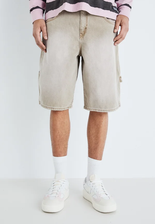 CARPENTER - Jeans Shorts - camel
