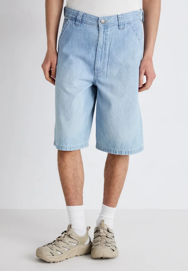 CARPENTER SKATER - Jeans Shorts - nichols