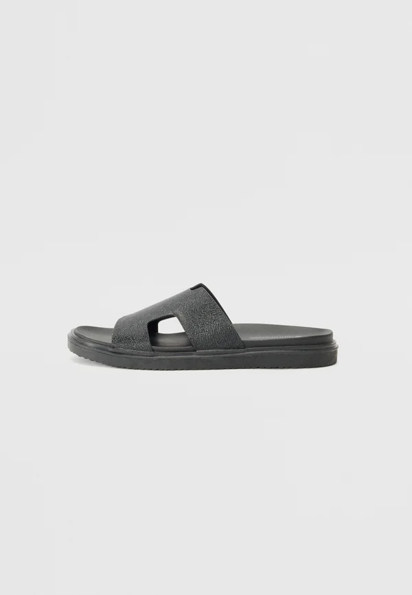 CARUSO - Pantolette flach - black