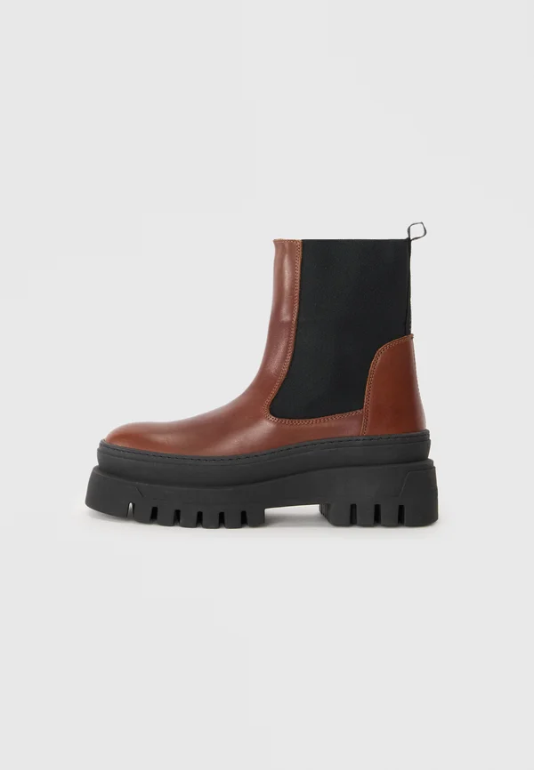 CASSANDRA - Plateaustiefelette - chestnut