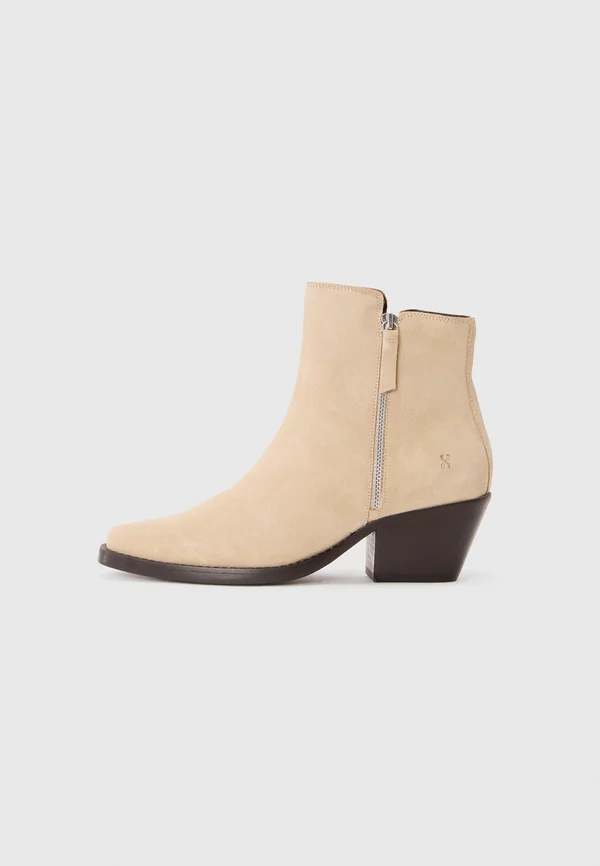 CASSI - Stiefelette - oatmilk