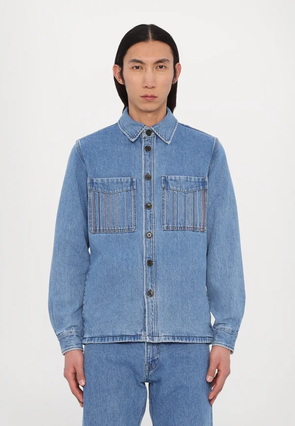 CASUAL FIT SHIRT JACKET - Jeansjacke - blue