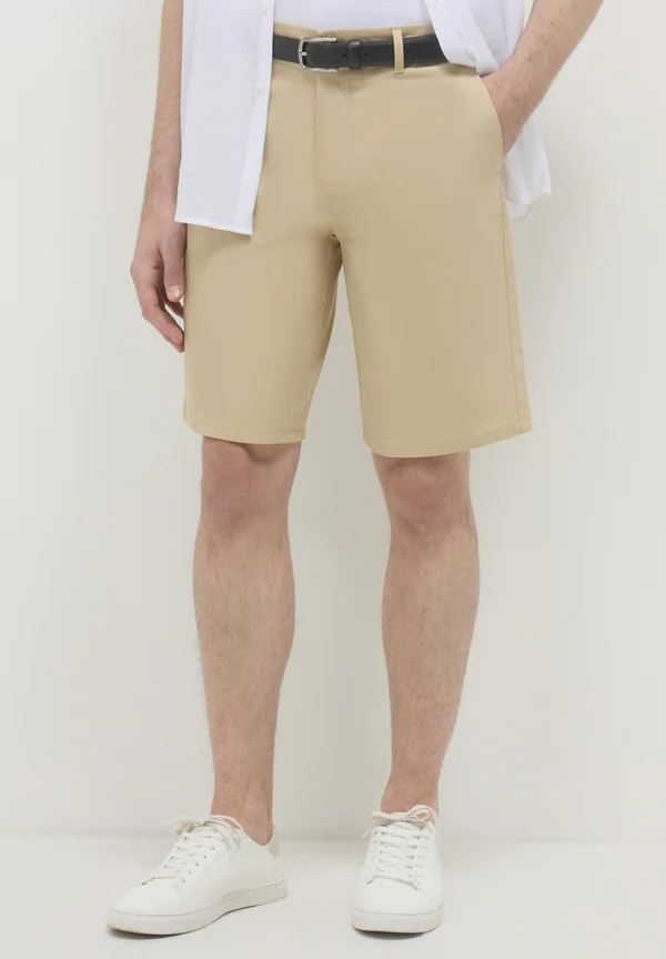 CENTRALE - Shorts - beige