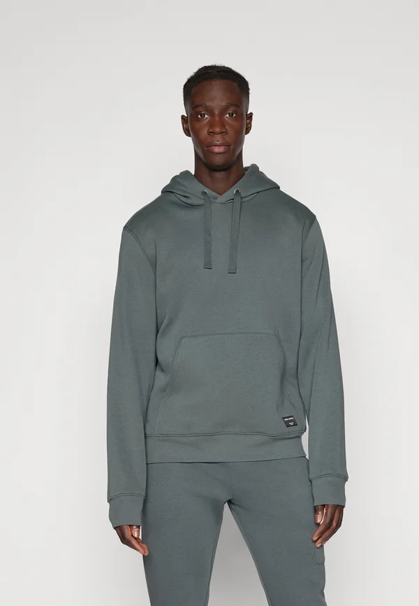 CENTRE HOODIE - Kapuzenpullover - urban chic