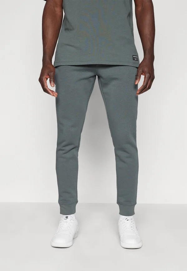 CENTRE TAPERED SWEATPANTS - Jogginghose - urban chic