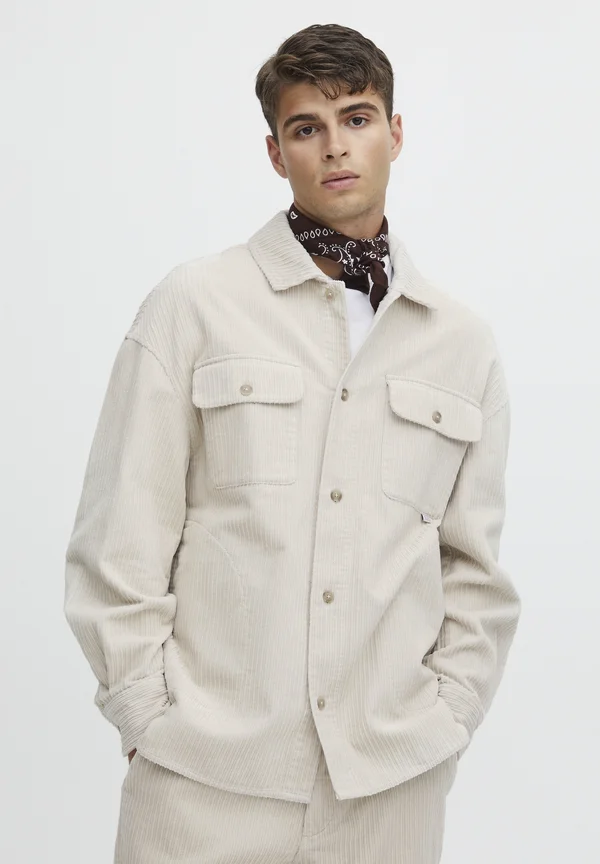 CFAugust - Leichte Jacke - light sand