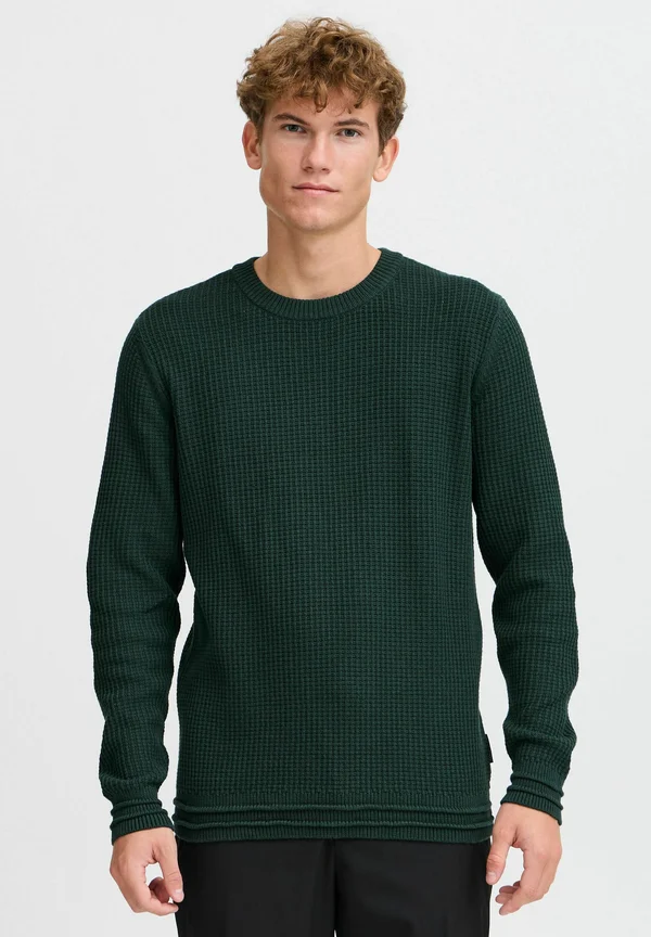 CFKARL CREW NECK STRUCTURED KNIT - Strickpullover - darkest spruce