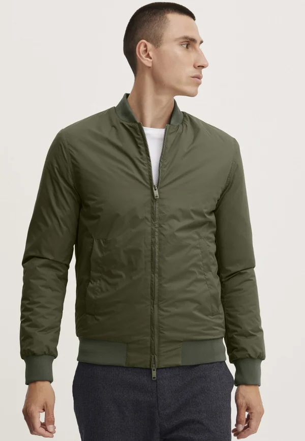 CFOakden - Bomberjacke - beetle