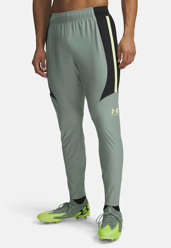 CHALLENGER PRO - Jogginghose - silica green