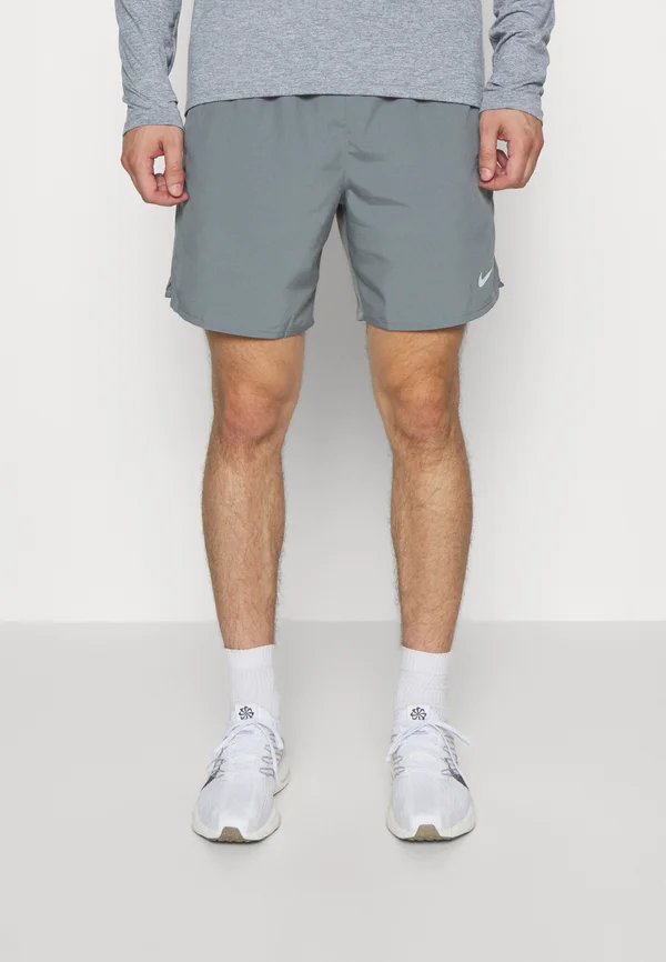 CHALLENGER SHORT - Kurze Sporthose - smoke grey/smoke grey/black/(reflective silv)