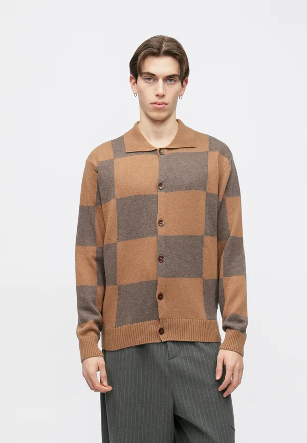 CHECKED CARDIGAN - Strickjacke - dark chocolate