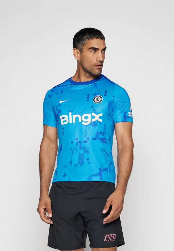 CHELSEA NIKE DF ACADEMY SHORT SLEEVES TOP K PRE-MATCH - Vereinsmannschaften - photo blue/rush blue/guava ice