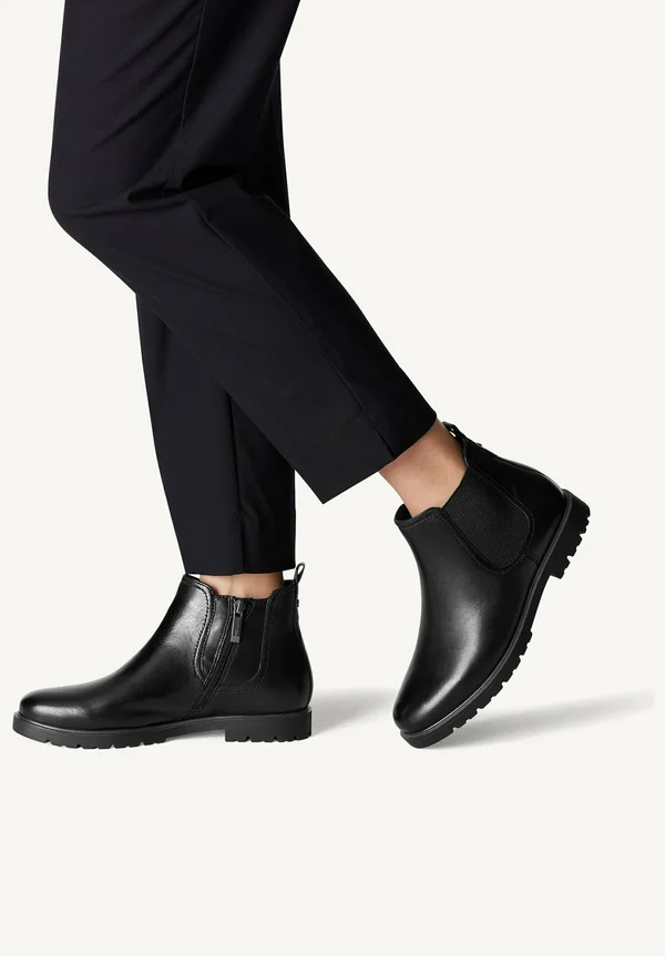 CHELSEA - Stiefelette - black leather