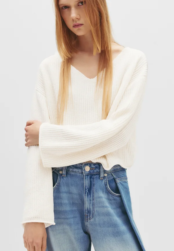 CHENILLE V-NECK  - Strickpullover - beige