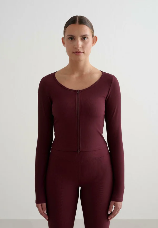 CHERRY PERFORMANCE ZIPPED  - Strickjacke - red