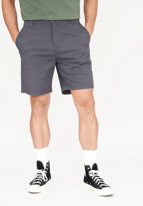 CHIN - Shorts - grey