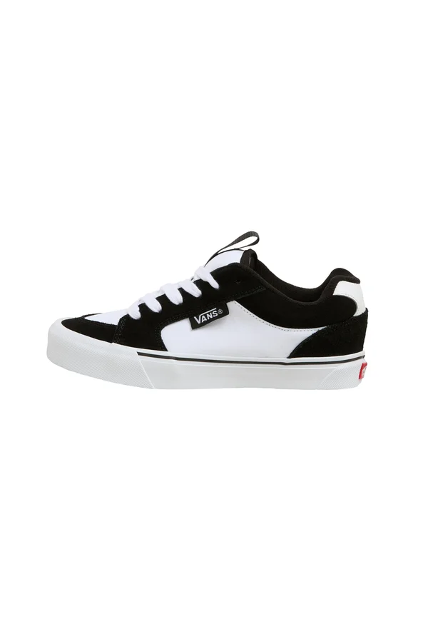 CHUKKA PUSH UNISEX - Skateschuh - 2-tone black/white