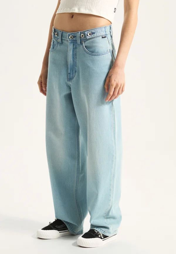 CINCHED CHECK 5  - Jeans Straight Leg - light stonewash