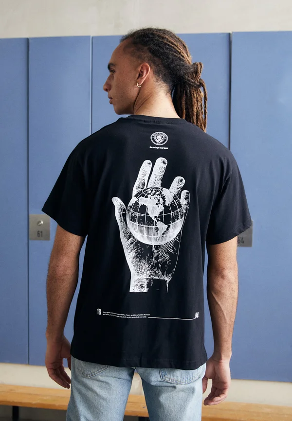 CITY DESTINY TEE - Vereinsmannschaften - black