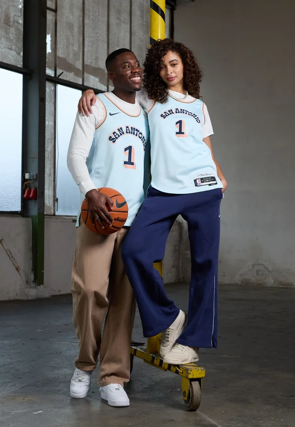 CITY EDITION SAN ANTONIO SPURS WEMBANYAMA - Vereinsmannschaften - glacier blue
