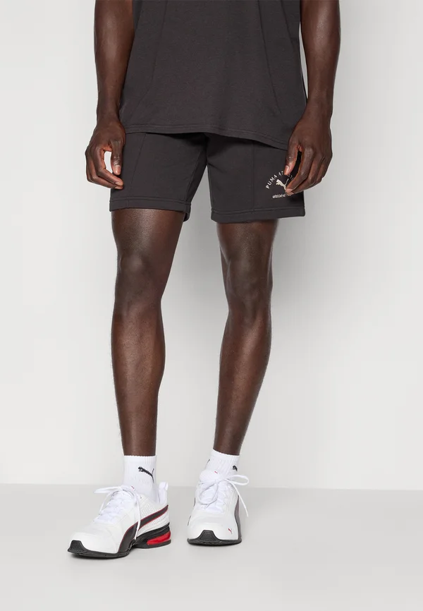 CLASS PINTUCK - Kurze Sporthose - black