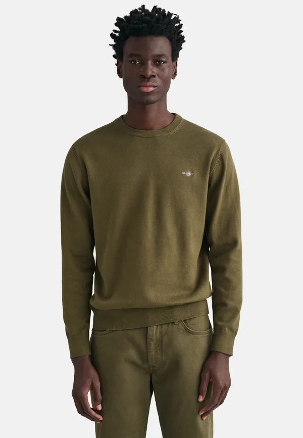 CLASSIC C-NECK - Strickpullover - juniper green