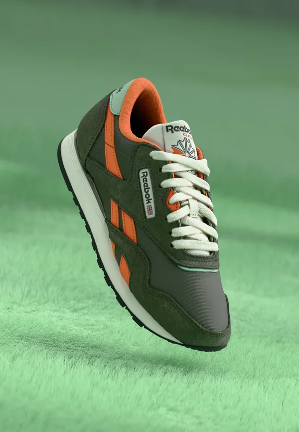 CLASSIC NYLON UNISEX - Sneaker low - hunter green/pump orange/vintage chalk
