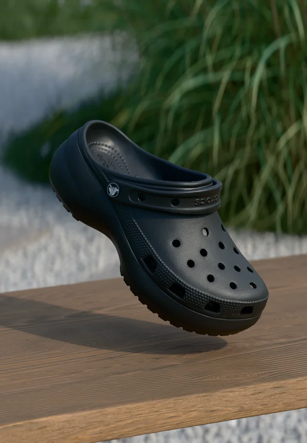 CLASSIC PLATFORM - Pantolette hoch - black