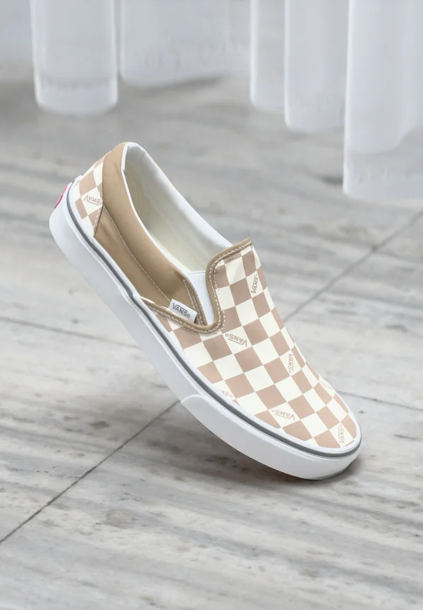 CLASSIC SLIP ON UNISEX - Slipper - dachshund