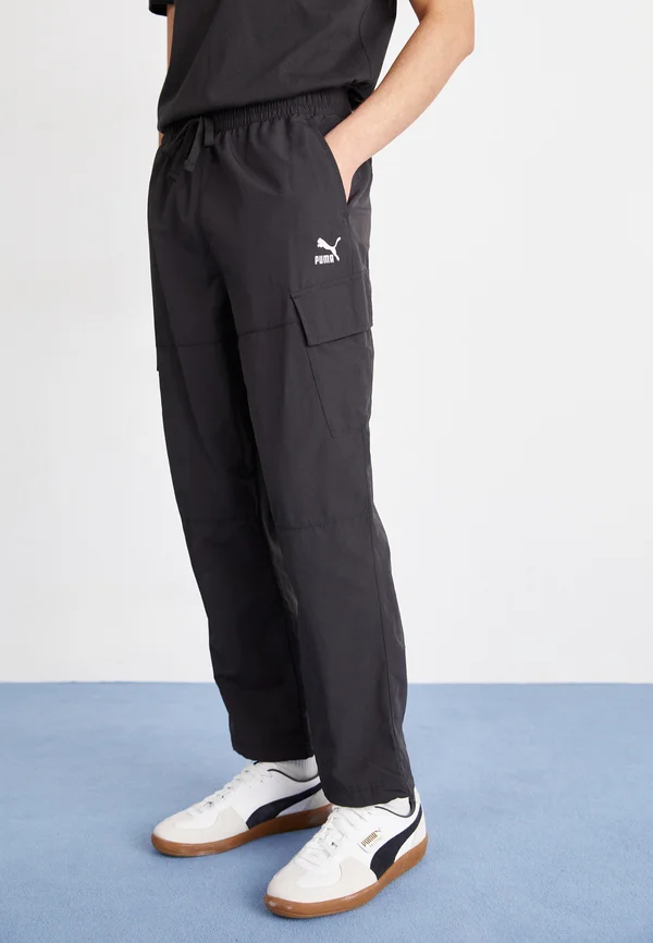 CLASSICS - Cargohose - puma black