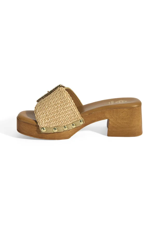 Clogs - beige