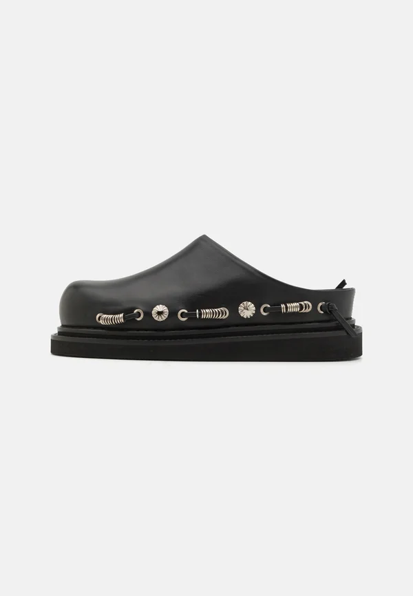 Clogs - black