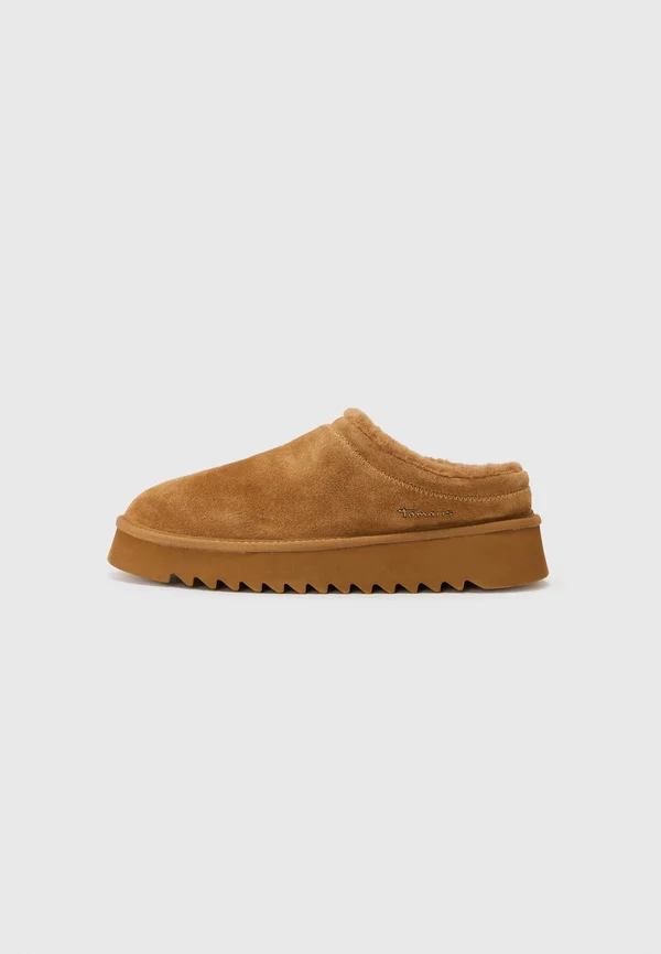 Clogs - camel