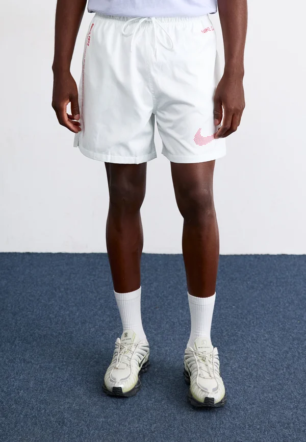 CLUB FLOW - Jogginghose - summit white/bright crimson