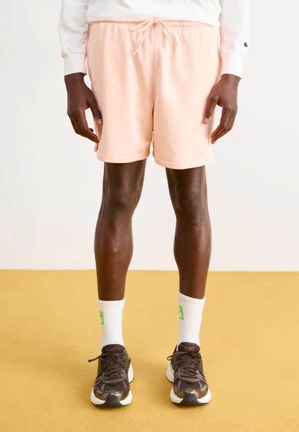 CLUB FLOW  - Shorts - washed coral/white