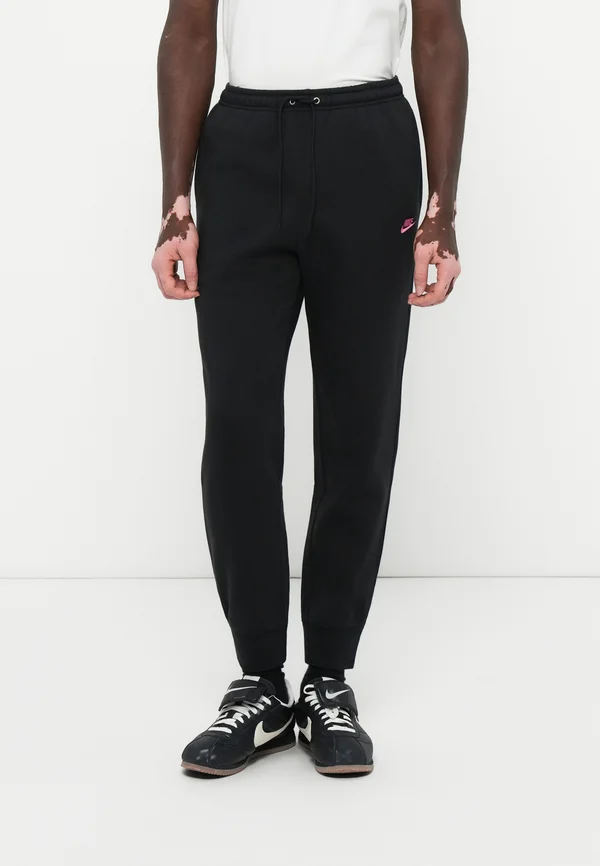 CLUB JOGGER - Jogginghose - black