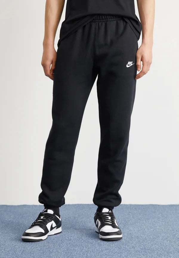 CLUB - Jogginghose - black