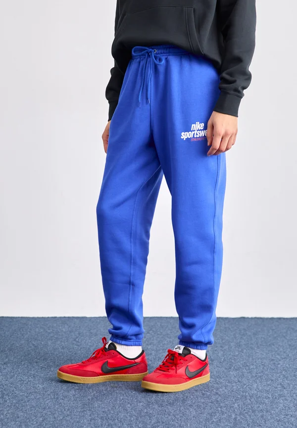 CLUB PANT - Jogginghose - game royal