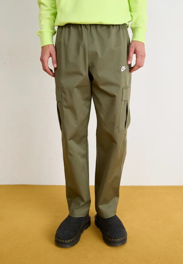 CLUB PANT - Jogginghose - medium olive