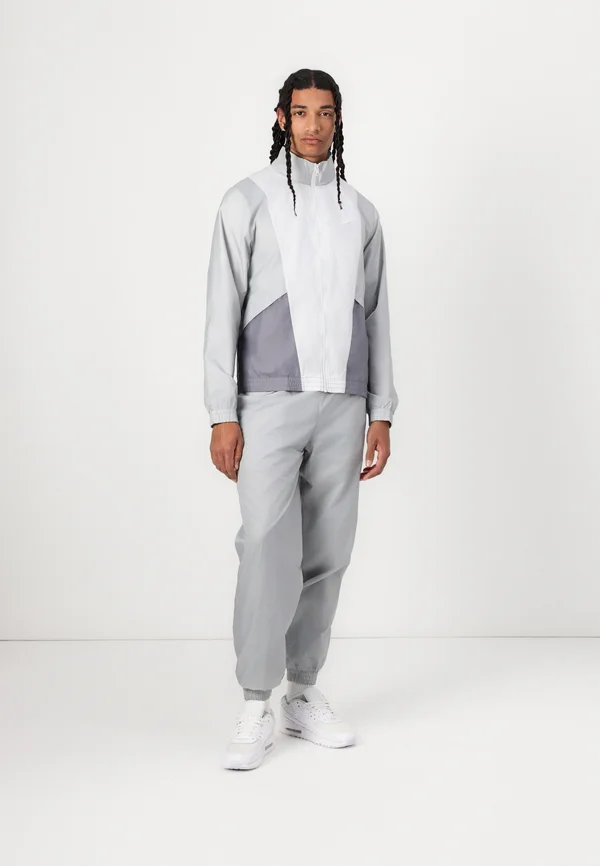 CLUB - Trainingsanzug - smoke grey/photon dust/white