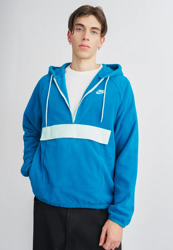 CLUB WINTER - Kapuzenpullover - green abyss/mint foam/white