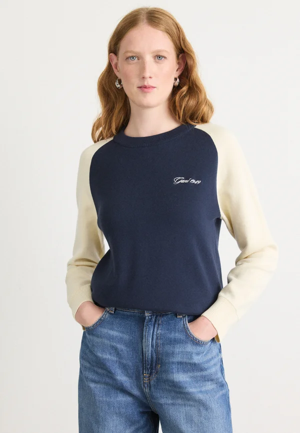 COLOR BLOCKED C NECK - Strickpullover - evening blue
